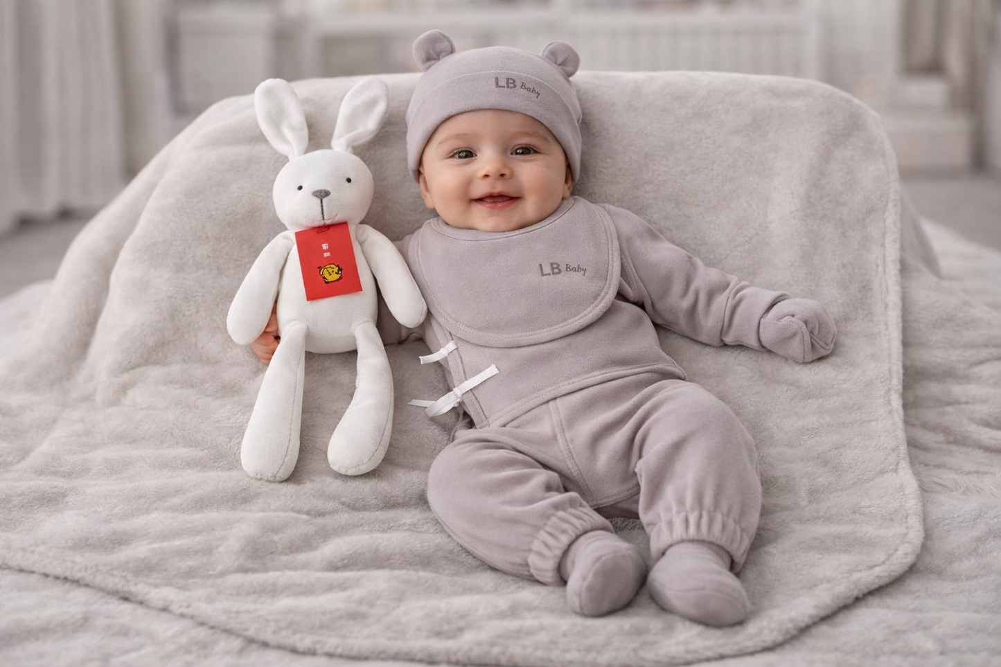 AJUAR 8 PIEZAS PARA BEBÉS