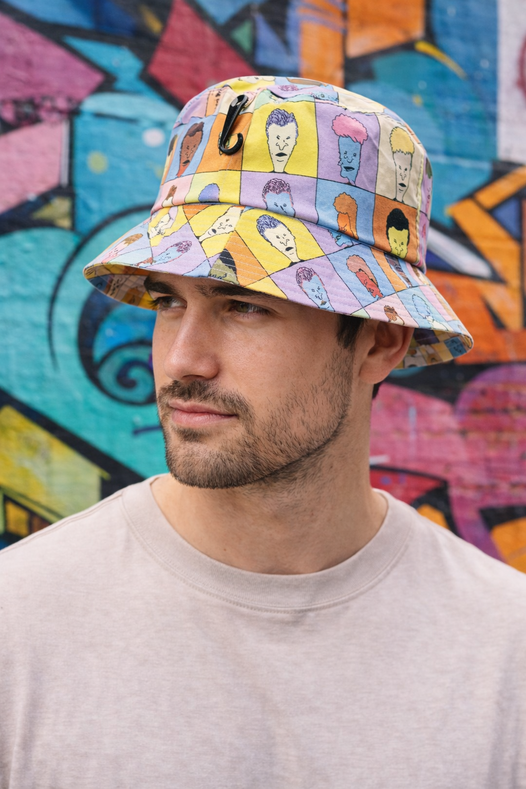 Gorro Bucket Beavis and Butt-Head – Diseño Multicolor Cartoon
