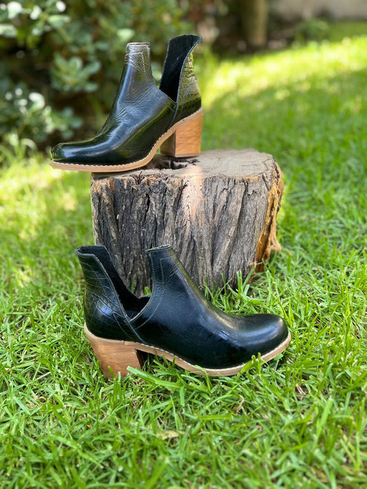 BOTINES CUERO NOIR-CHIC